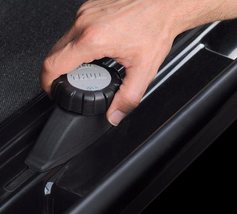 Автобокс на крышу THULE Dynamic L  titan glossy preview 6