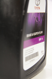 Тормозная жидкость TOYOTA DOT 4 Brake and Clutch Fluid 